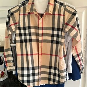 Worn once boys size 8 classic Burberry shirt